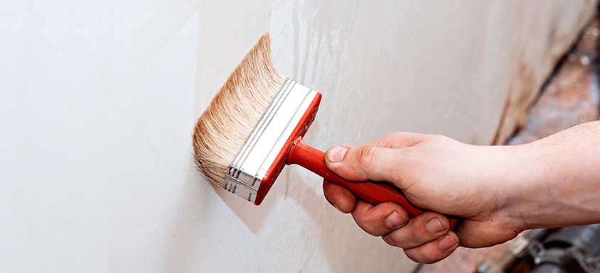 How To Paint Without Streaks Rolling Toward The Perfect Finish - How To Paint A Wall Red Without Streaks